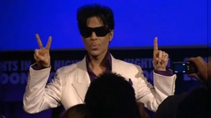Prince heirs sue over "preventable" death