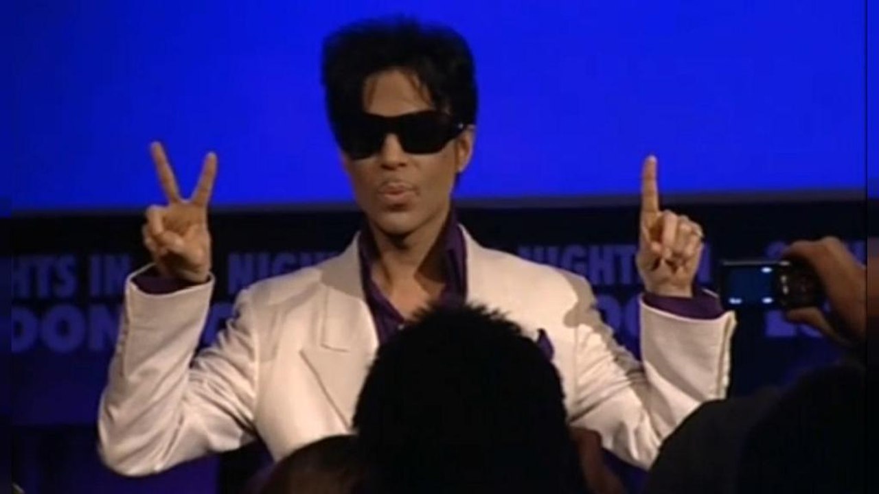 Prince heirs sue over "preventable" death
