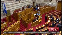 El parlamento griego aprueba un presupuesto marcado por la austeridad para 2016