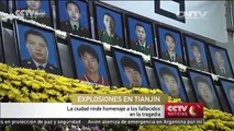 Tianjin rinde homenaje a fallecidos en explosiones