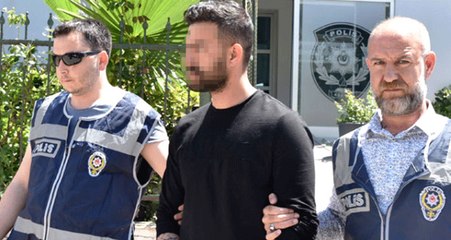 Kötü Tamirci Tavsiye Eden Arkadaşını Öldürdü, Polisleri ''Hoşgeldiniz'' Diyerek Karşıladı
