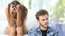 Relationship Tips | रिलेशनशिप में लड़कियों की इन 5 आदतों से चिढ़ता है हर लड़का | Boldsky