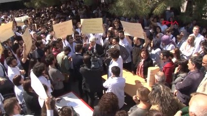 Cerrahpaşa Tıp'ta "Bölünme" Protestosu