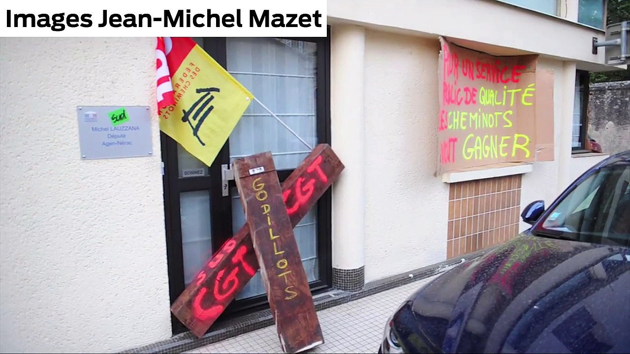 Des traverses de chemin de fer devant la permanence du député "godillot" du Lot-et-Garonne