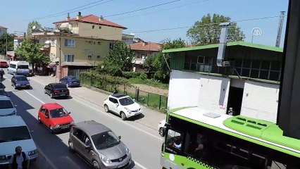 Düğün konvoyunda havaya ateş açan şahıslar yakalandı - SAKARYA