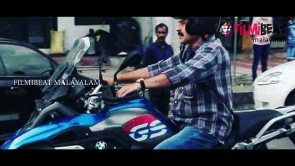 മമ്മൂക്കയുടെ ഫോട്ടോ ട്രോളുകൾ ഏറ്റുപിടിച്ചു സോഷ്യൽ മീഡിയ