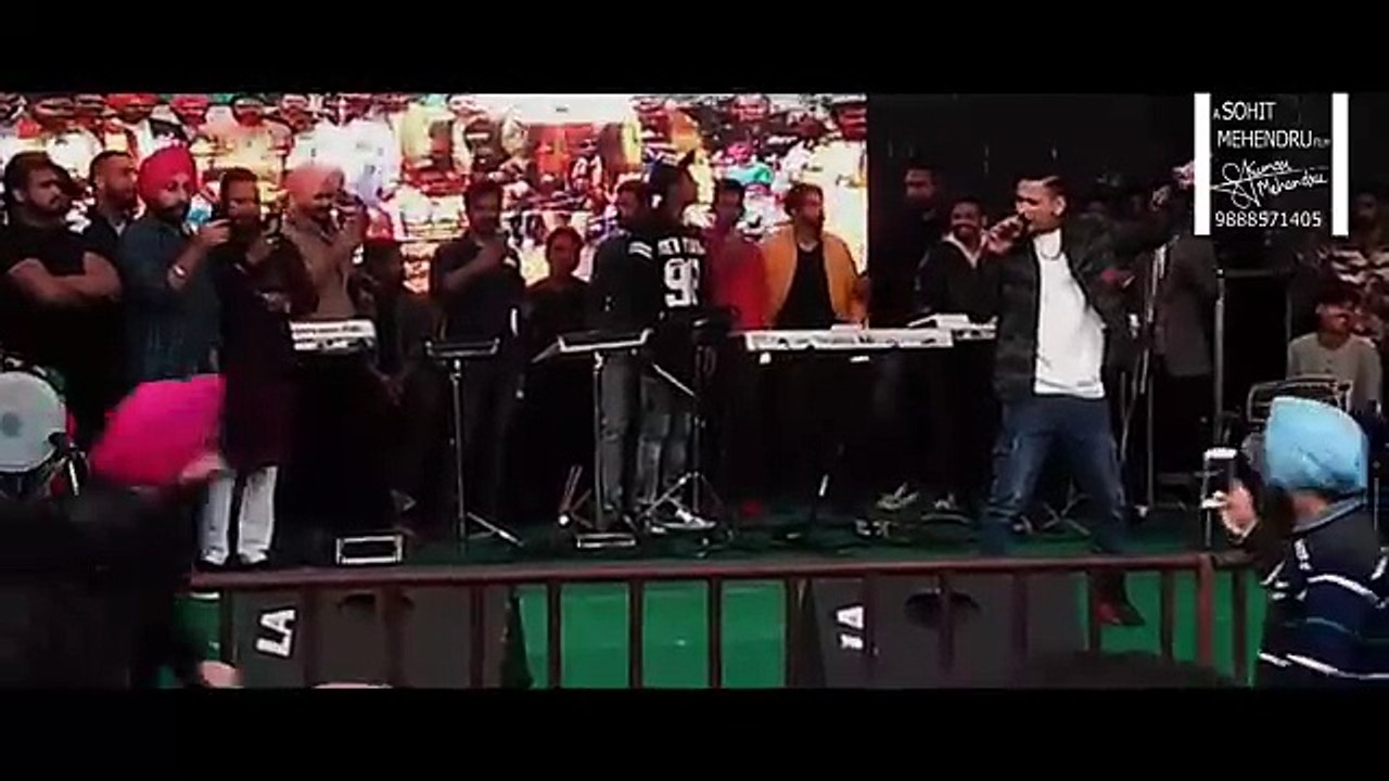 Kambi Rajpuria 1st Live show Punjab ( Punjabi University Patiala ) - YouTube