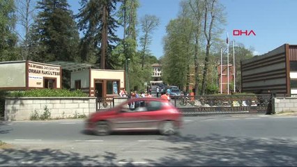 İstanbul Üniversitesi Orman Fakültesi Önünde 'Fakülteme Dokunma' Eylemi