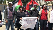 Batı Şeria'da Gazzeli memurların maaşları için gösteri