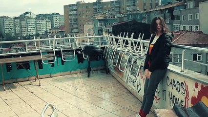 İnci Mercan - Yaşanıyormuş