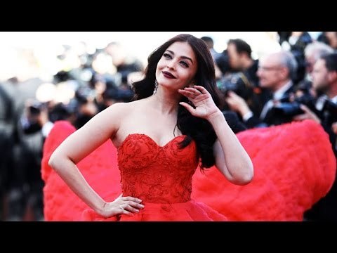 Aishwarya Rai के Red Gown ने ढाया कहेर | Cannes 2017
