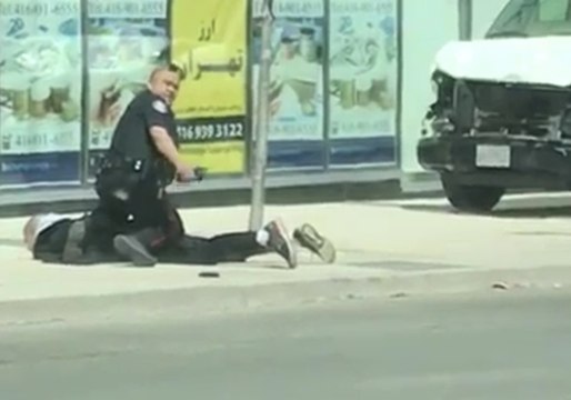 Toronto Police Seen Confronting, Arresting Man After Van Hits Pedestrians