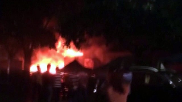 중국 광둥성 주점서 방화 추정 화재로 18명 사망 / YTN