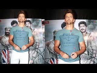 Hrithik Roshan पोहचे Raagdesh मूवी के Special Screening पर