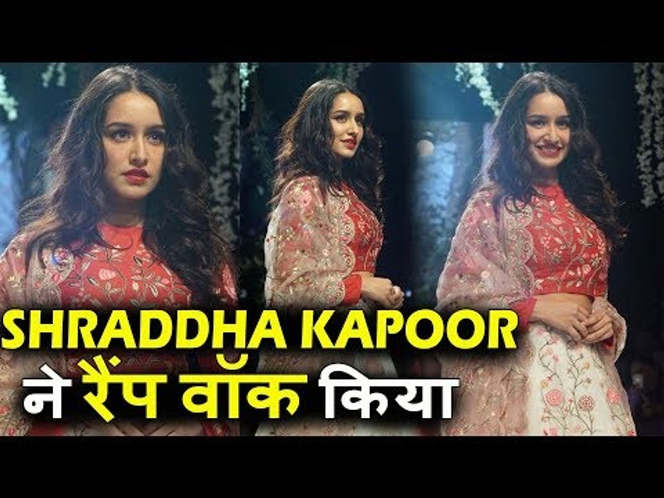 Shraddha Kapoor ने किया Ramp Walk LFW Winter Festive पर