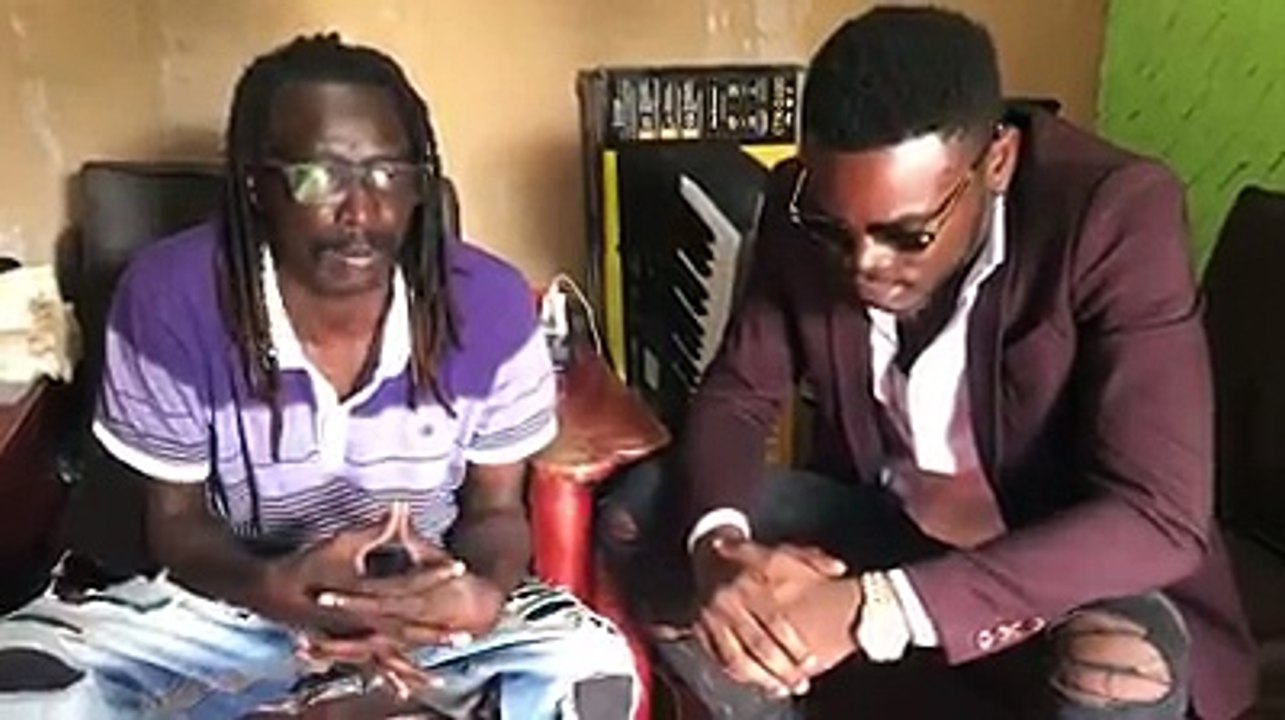 Ariel Sheney va prendre la bénédiction du Gangaba de Treich