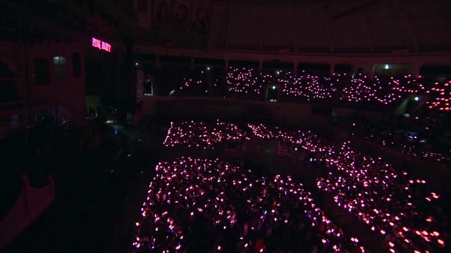 Rudolph the Red Nosed Reindeer (루돌프 사슴코) + Jingle Bells_APINK 3rd Concert Pink Party (2016)
