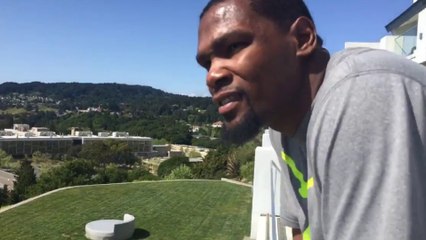 Kevin Durant Makes His MOVE To LA! Take A Look At His 12 Million Dollar Beach House!