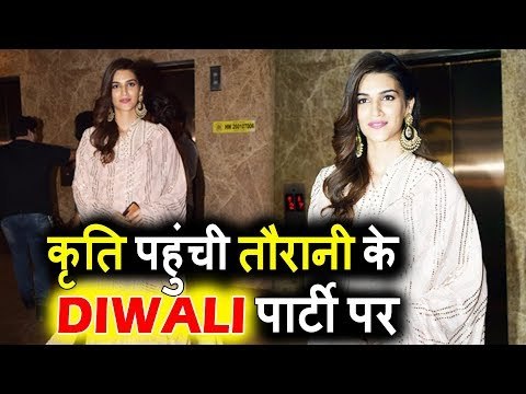 Kriti Sanon पोह्ची Ramesh Taurani के Diwali Party पर