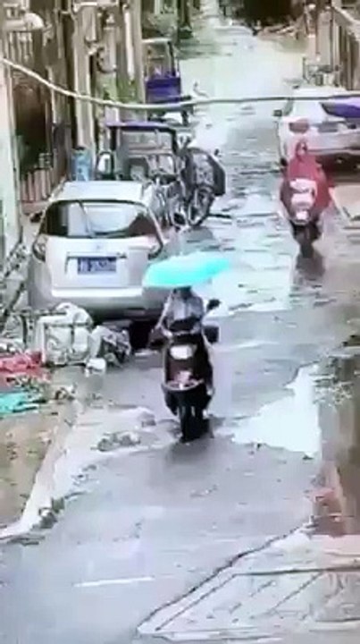 PARENTS BEWARE! Motorcyclist ran over kid and JUST rode off..