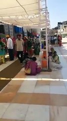 ਦੋਵਾ ਲੱਤਾ ਤੋ ਅਪਾਿਹਜ ਏ ਪ੍ਰਵਾਸੀ ਵੀਰ ਪਰ ਰੋਜ਼ ਬਿਨ ਨਾਗਾ ਪੱਗ ਬਨ ਕੇ ਦਰਬਾਰ ਸਾਿਹਬ ਸੇਵਾ ਕਰਦਾ ਹੈ ਵੀਰ