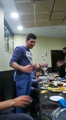 Tour de verres de vins à table ? MAUVAISE IDEE !