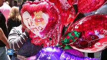 Chile celebra el San Valentín con arreglos florales bajo el calor austral