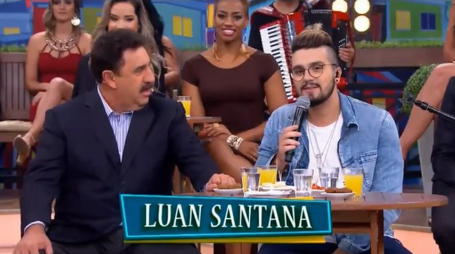 Chamada - Programa do Ratinho (25/04/18) com Luan Santana | SBT