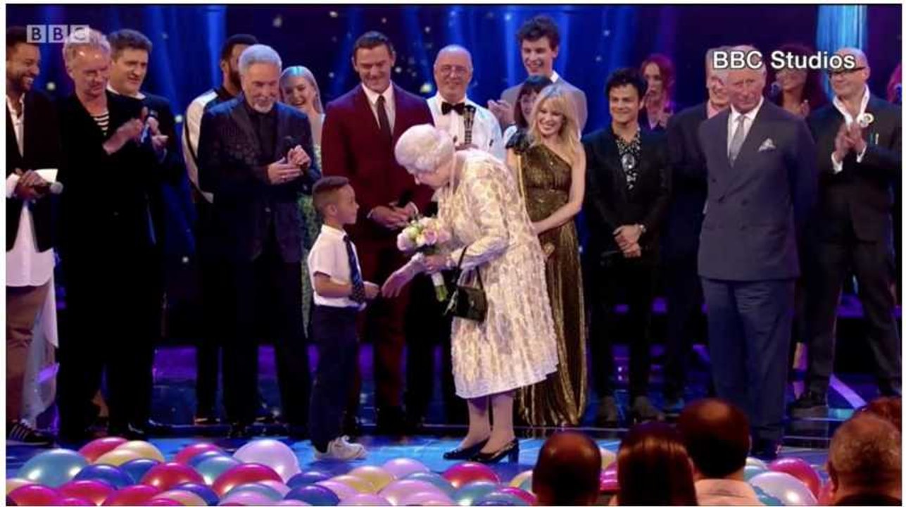 Pour fêter ses 92 ans, Elizabeth II a pu assister notamment à un duo entre Sting et Shaggy