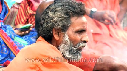 Indian sadhus and Bauls on a musical high with chilams and dope