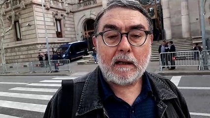 Declaracions a l'exterior del TSJC de Carles Sastre, secretari general de la Intersindical