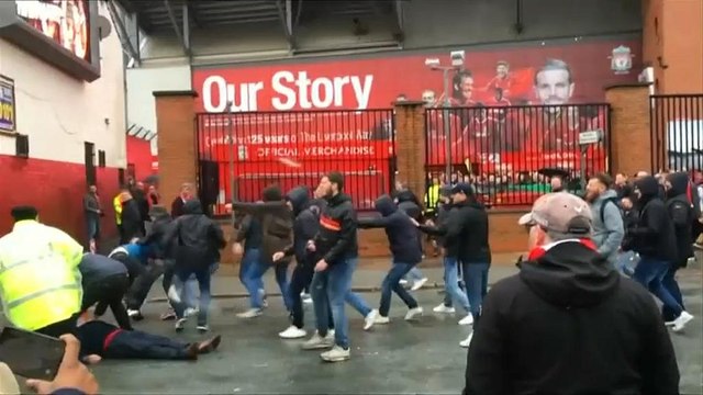 Столкновения футбольных фанатов в Ливерпуле