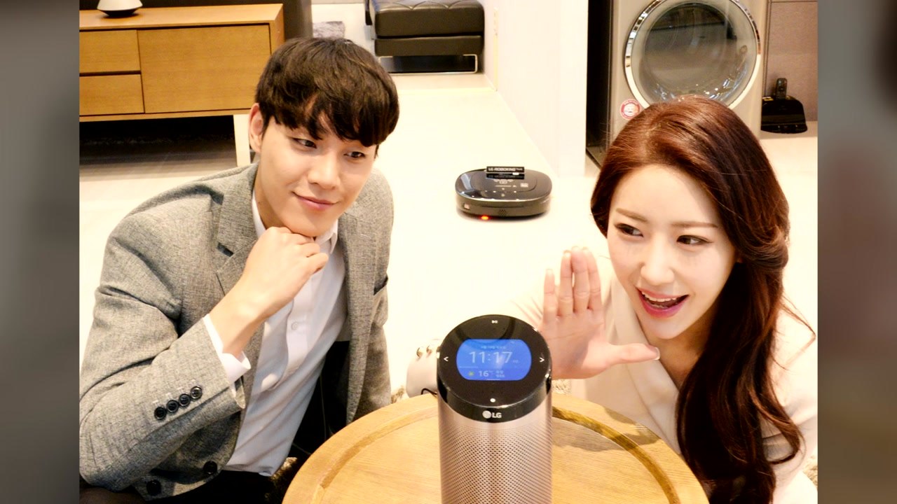 [기업] LG전자, 베스트샵에 인공지능 씽큐 체험공간 마련 / YTN