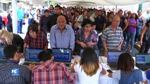 Miles de venezolanos ratifican firmas para activar referendo revocatorio