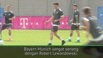Heynckes Tak Tertarik Tukar Lewandowski dengan Ronaldo