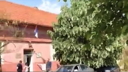 Primopredaja deteta u Beloj Crkvi! Otac OČAJAN gleda kako mu ODUZIMAJU dete