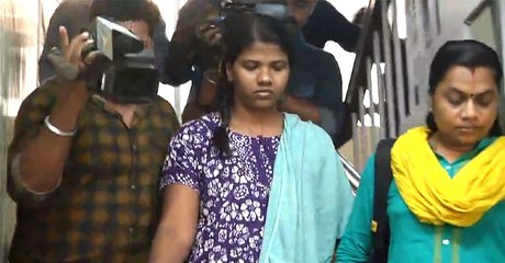 നഗ്നയായി രണ്ട് യുവാക്കളോടൊപ്പം കിടക്കുന്നത് മകള്‍ കണ്ടു, അത് കൊണ്ട് കൊന്നു | Oneindia Malayalam