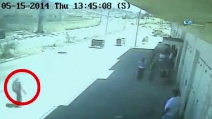 - Filistinli Genci Göğsünden Vuran İsrail Polisine 9 Ay Hapis Cezası