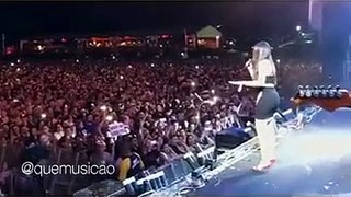 Simone e Eduarda Brasil canta ao Vivo no show em Fortaleza