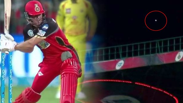 IPL 2018, CSK vs RCB: AB De Villiers hits longest six of IPL against Chennai Super Kings | वनइंडिया