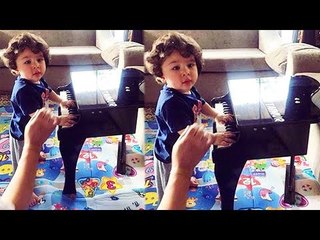 Taimur Ali Khan बने संगीतकार, बजाया Piano माँ Kareena Kapoor के साथ | Inside House