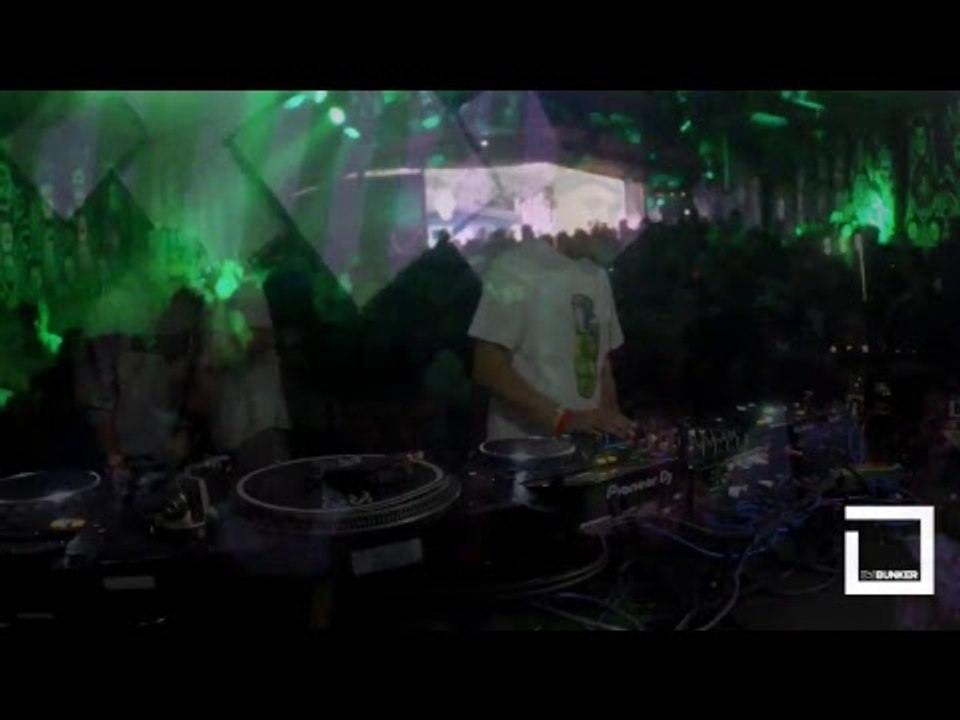 DJ Mag Bunker presents Billy 'Daniel' Bunter & Uncle Dugs Live from Nozstock