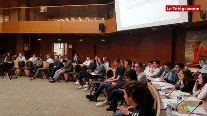 Quimper. Les lycéens face au jury des Startups