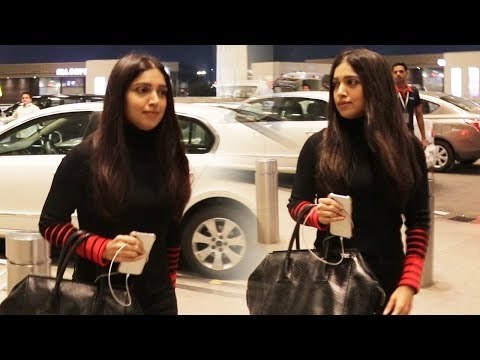 Bhumi Pednekar दिखाई दि Mumbai Airport पर