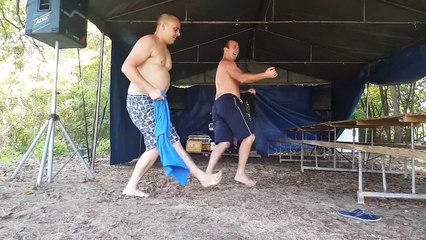 PERFORMANS Kolo Naokolo