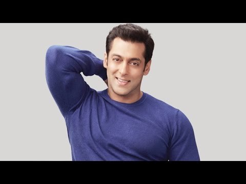OMG ! Salman Khan Wears 15 Years Old JEANS