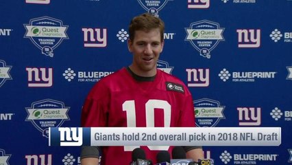 Eli on Giants' No. 2 pick: 'I'll answer all the draft questions after the draft'