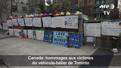 Hommages aux victimes du véhicule-bélier de Toronto