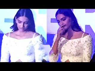 Sonam Kapoor TEARY EYES @ Neerja Trailer Launch