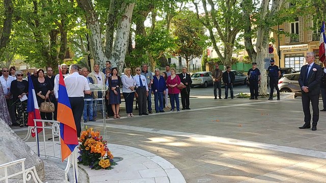 Cérémonie de commémoration du 93e anniversaire du génocine arménien à TRETS 25/04/2018